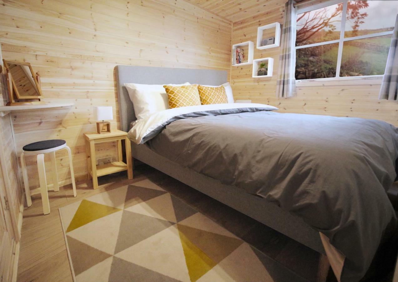 Scandi Cabin On A Hill, With Stunning Panoramic Views Ludgvan Exterior foto